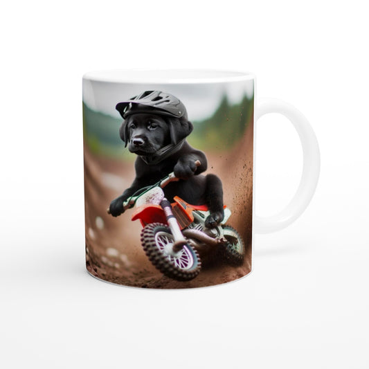 Labradorwelpe auf Motocross-Motorrad - Weiße Keramiktasse